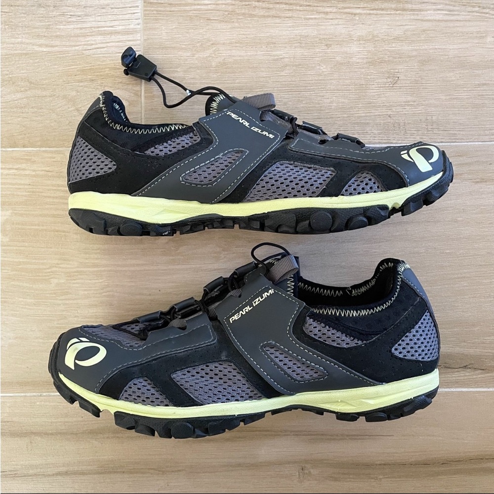 Pearl Izumi Black and Yellow Spin Shoes